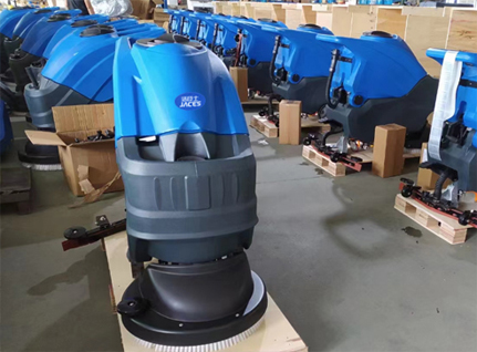 高效清潔利器--潔臣士洗地機